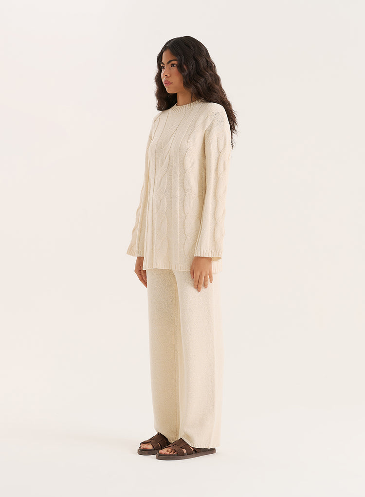 Ecru Fine Cable Knit Long Sleeve Top- Leonor