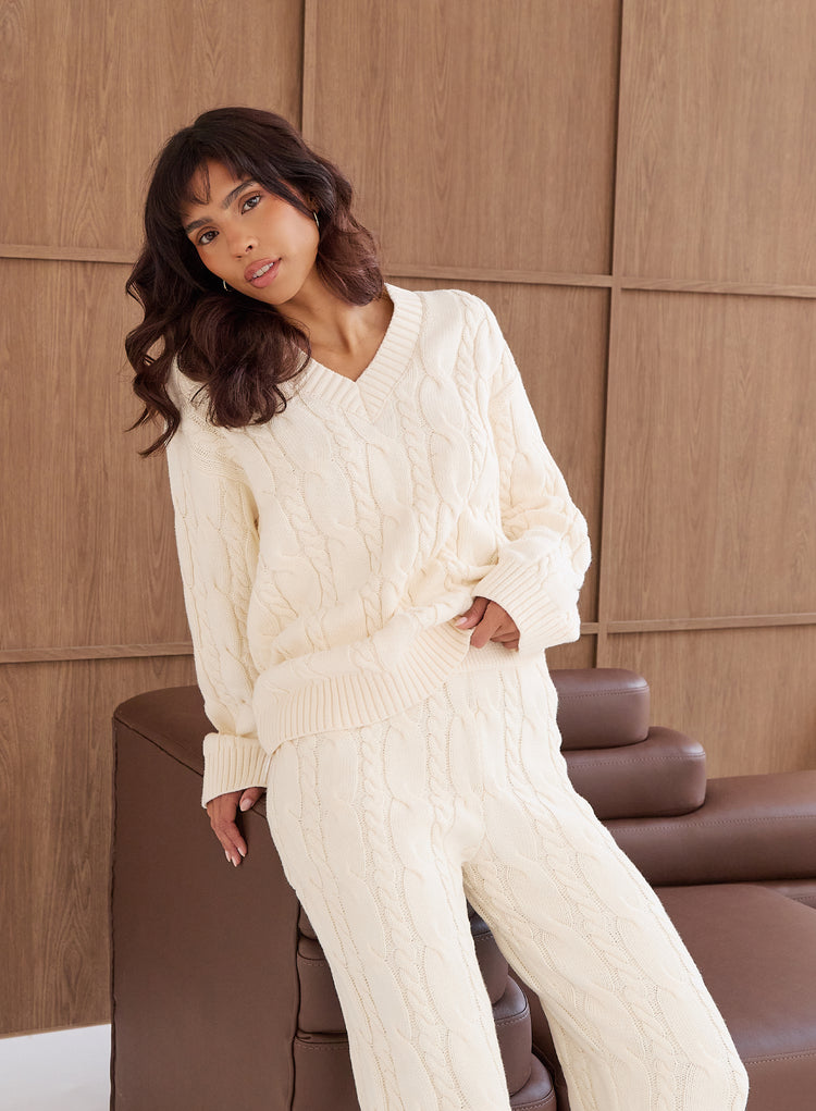 Cream Cable Knit V Neck Jumper- Jordan