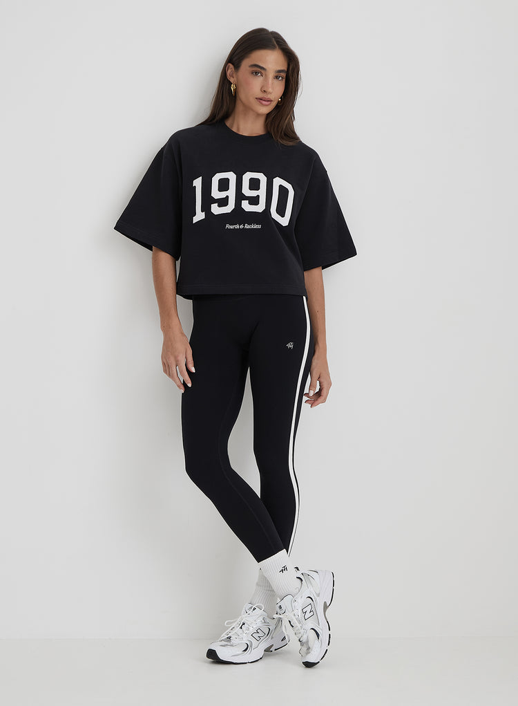 Black Oversized 1990 Graphic T-Shirt- Benley