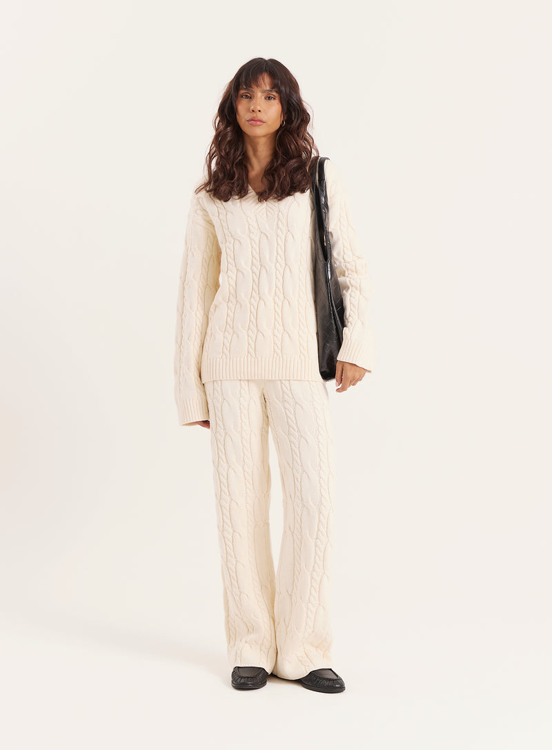 Cream Cable Knit V Neck Jumper- Jordan