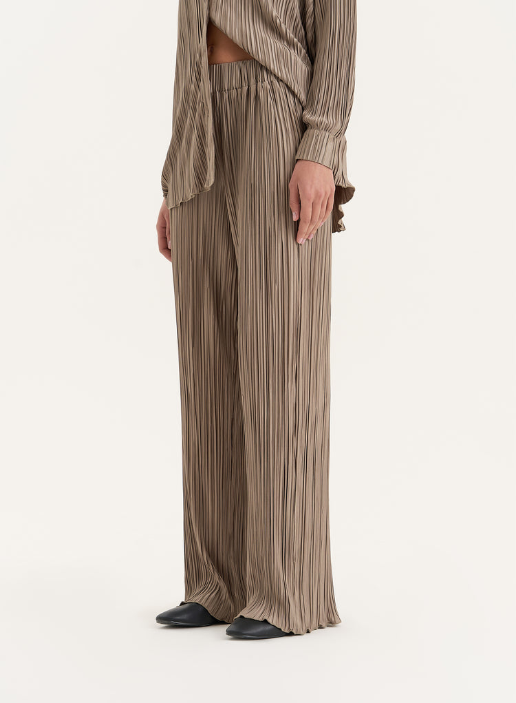 Olive Plisse Trouser- Palais