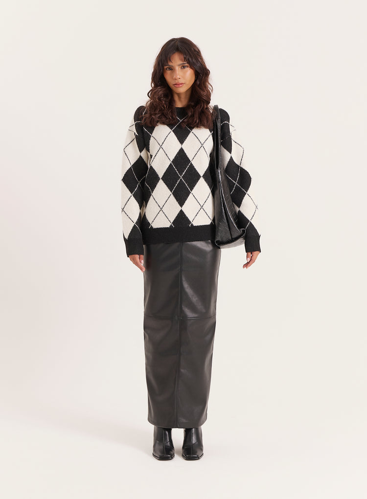 Black And Cream Knitted Argyle Crew Neck Jumper- Molly