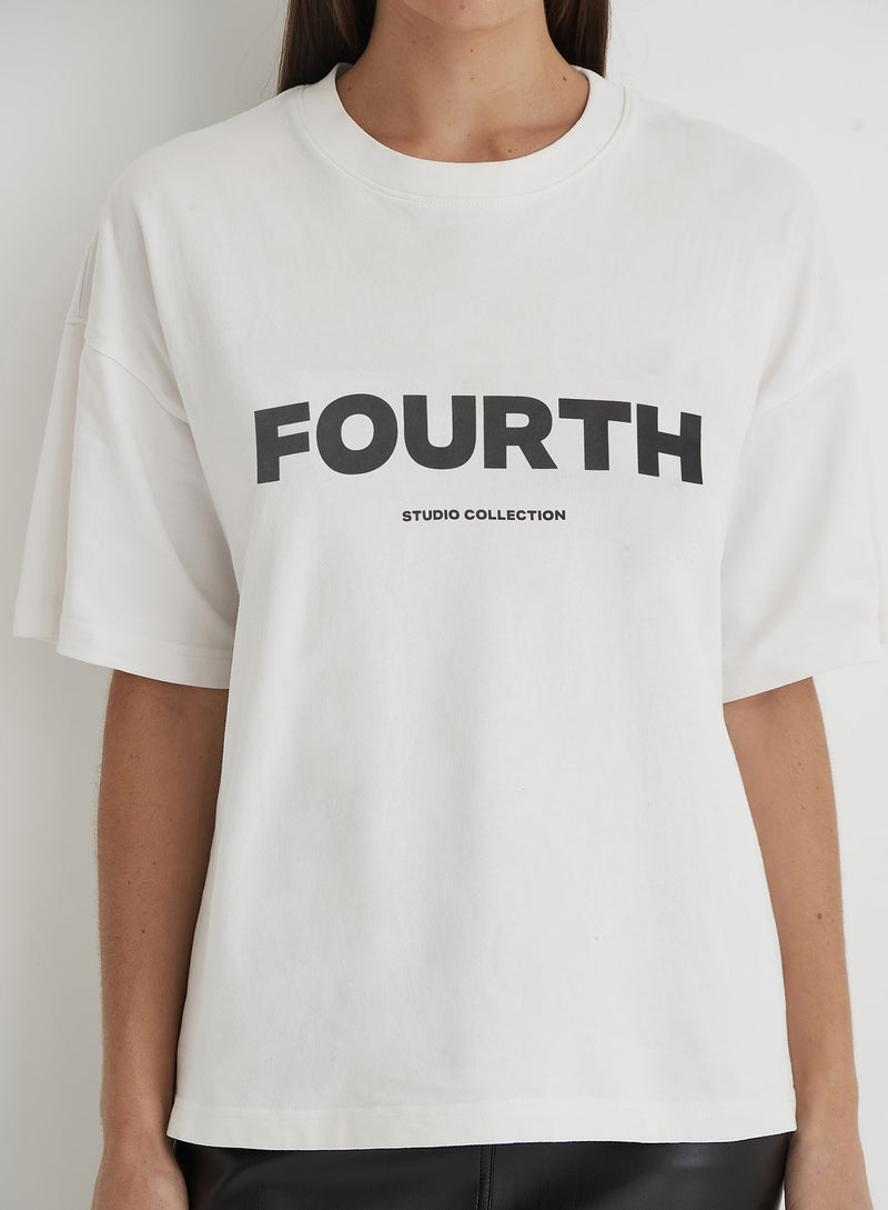 White Fourth Branded Oversized T-Shirt- Hannah